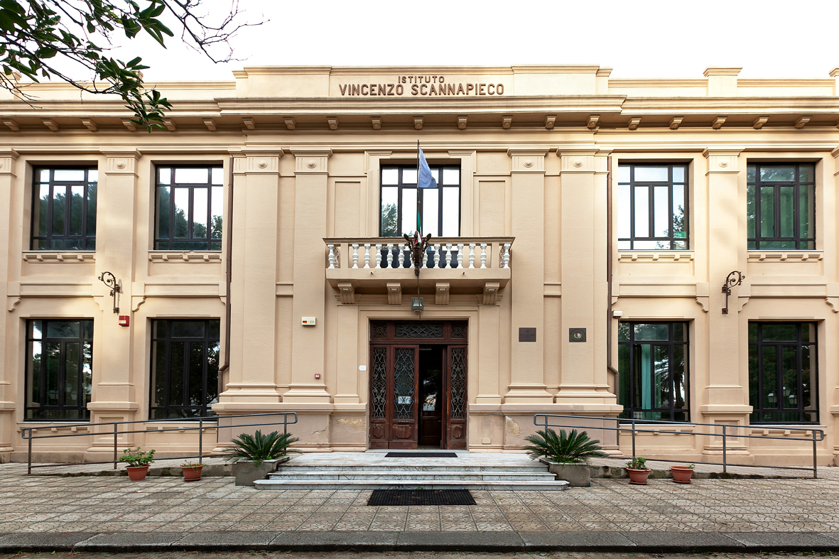 L’Istituto d’Istruzione Superiore “Oliveti- Panetta” di Locri si misura con “Lisistrata”